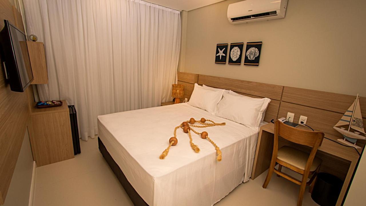 אקווירז Paraiso Beach Hotel מראה חיצוני תמונה