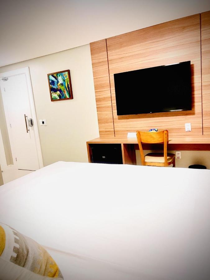 אקווירז Paraiso Beach Hotel מראה חיצוני תמונה